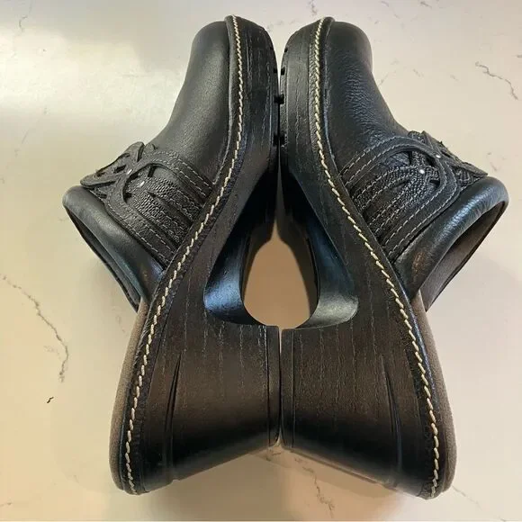 Euro Soft by Sofft Mule Heels Leather Slip On Shoes Black Clogs Womens Size 8 - Picture 11 of 13